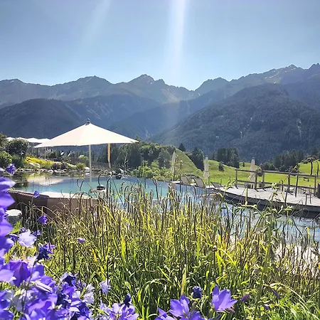 Отель Wellnessresidenz Schalber Серфаус