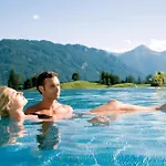 מלון Wellnessresidenz Schalber 5*