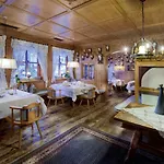 Wellnessresidenz Schalber סרפהאוס